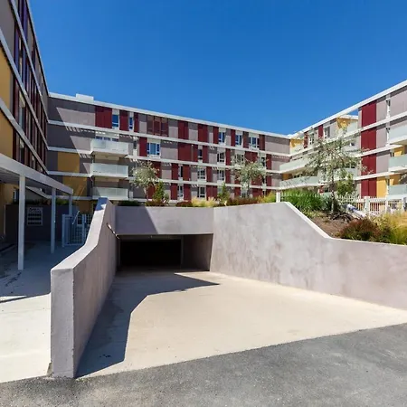 Apartment Provence, Vue Lac, Parc Spirou, Wave Island, Avignon Monteux