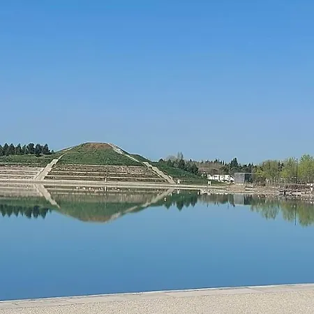 Provence, Vue Lac, Parc Spirou, Wave Island, Avignon