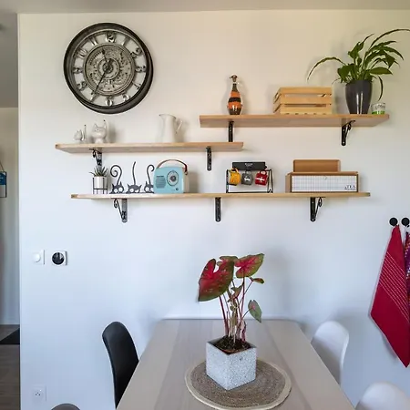 Apartment Provence, Vue Lac, Parc Spirou, Wave Island, Avignon *