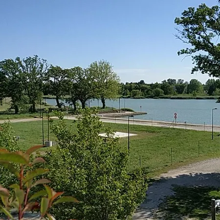 Apartment Provence, Vue Lac, Parc Spirou, Wave Island, Avignon Monteux