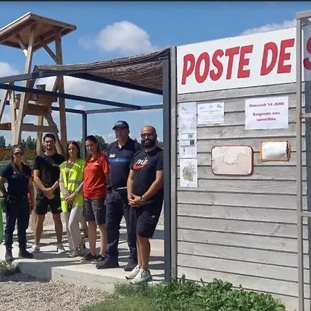 Bord Lac, Climatisé Proche Avignon, Plage, Wave Island&spirou Appartement *